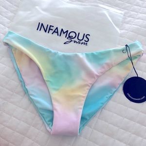 NWT Infamous swim Radar fairy floss Large bottoms